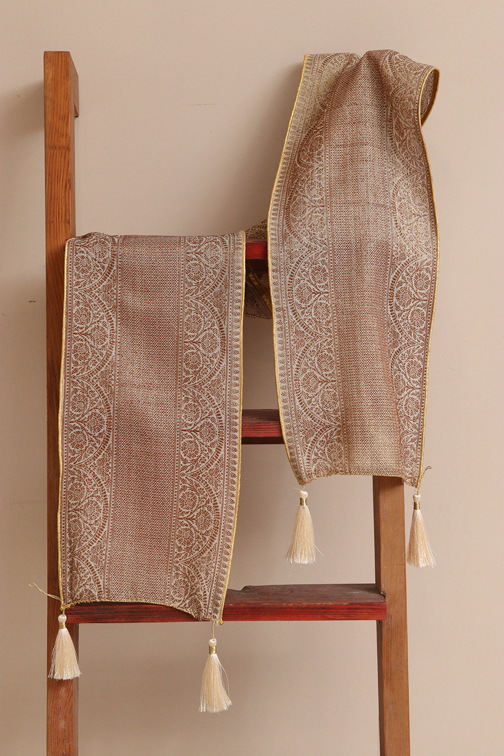 Divya India Customised Swagat Stole/Dupatta  Pastel Banarasi Antique Zari Cotton Stole With a Beautifully Matching Tassel for Welcoming Guests at Weddings, Anniversaries or Grand Celebratory Occasions - Divya India