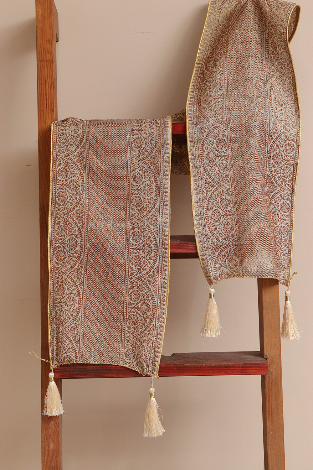 Divya India Customised Swagat Stole/Dupatta  Pastel Banarasi Antique Zari Cotton Stole With a Beautifully Matching Tassel for Welcoming Guests at Weddings, Anniversaries or Grand Celebratory Occasions - Divya India