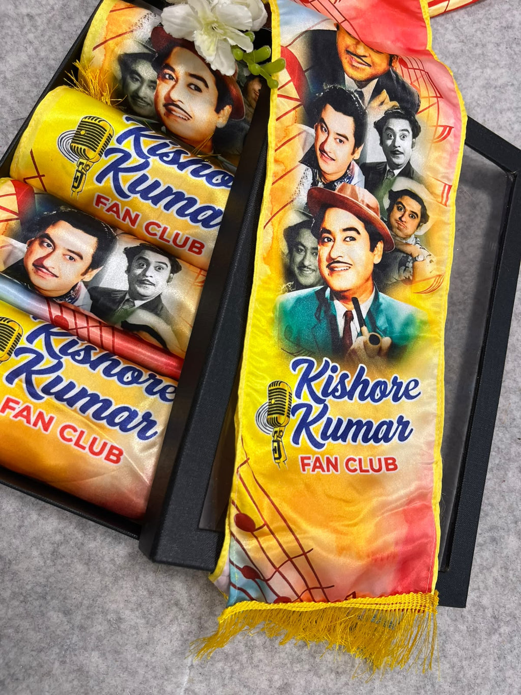 Kishore Kumar Fan Club Gift Box Stole Set Of  5