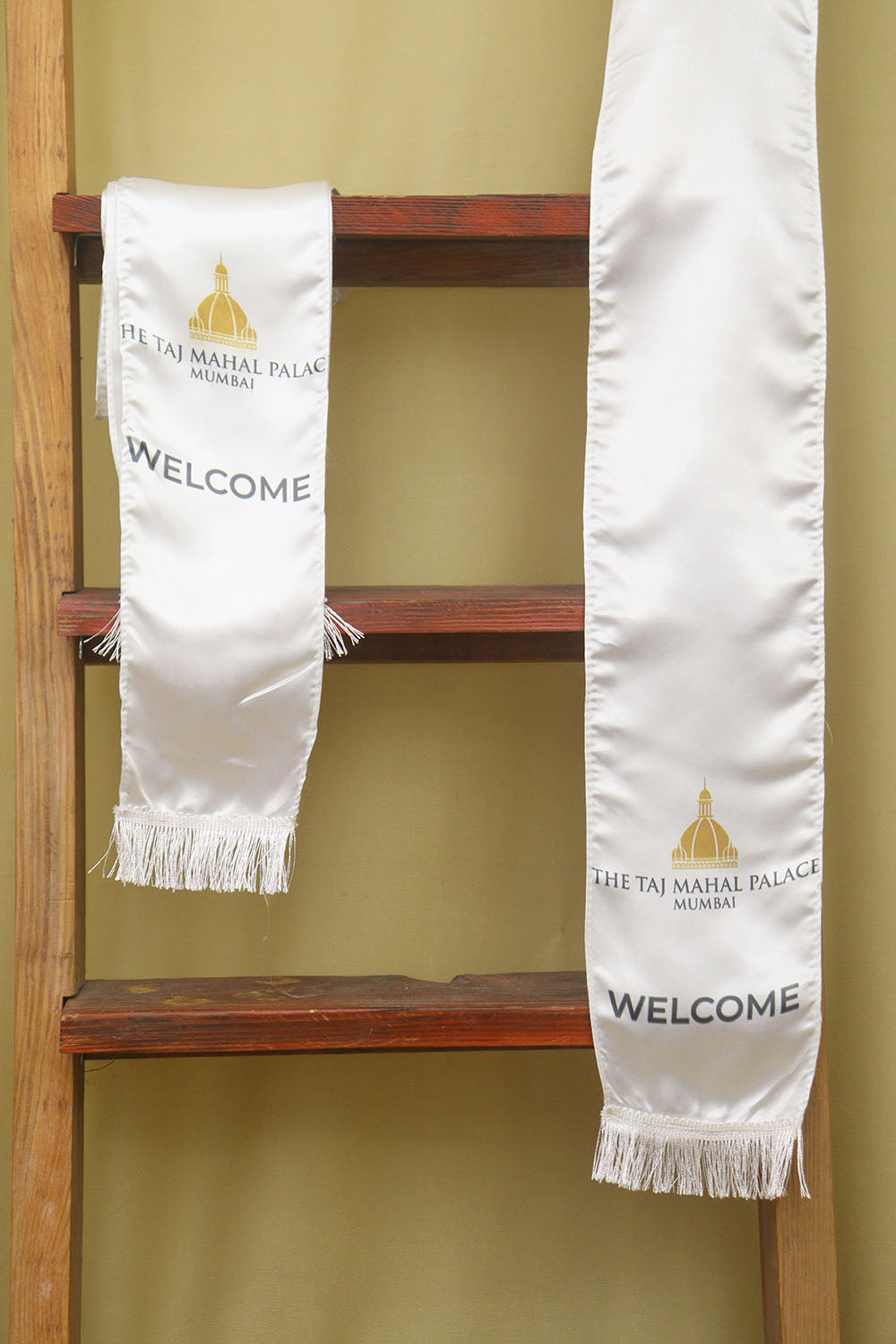 Divya India - Customised Stole (Sample) - Taj Welcome
